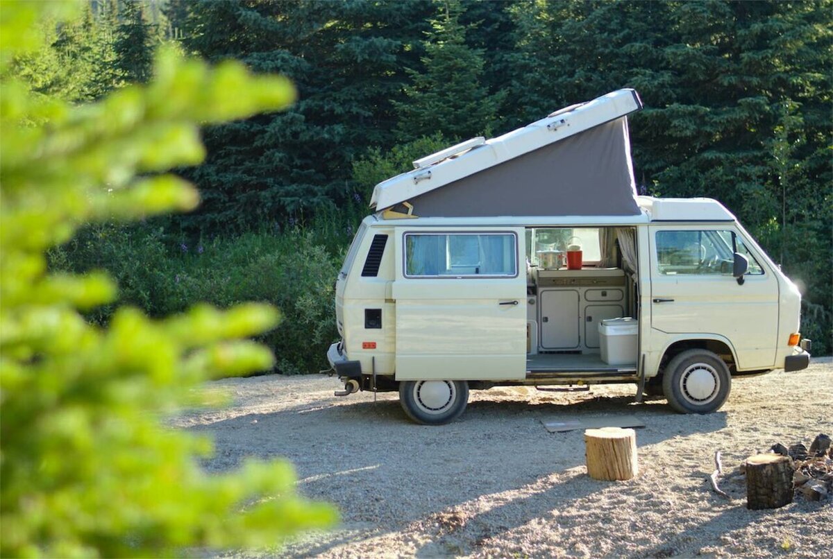 کمپرها و رشد یک سبک نوین سفر؛ از هزینه‌های سنگین تا محدودیت‌های قانونی