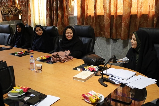 پایش سلامت بانوان ضامن سلامت خانواده و جامعه پایش سلامت بانوان ضامن سلامت خانواده و جامعه