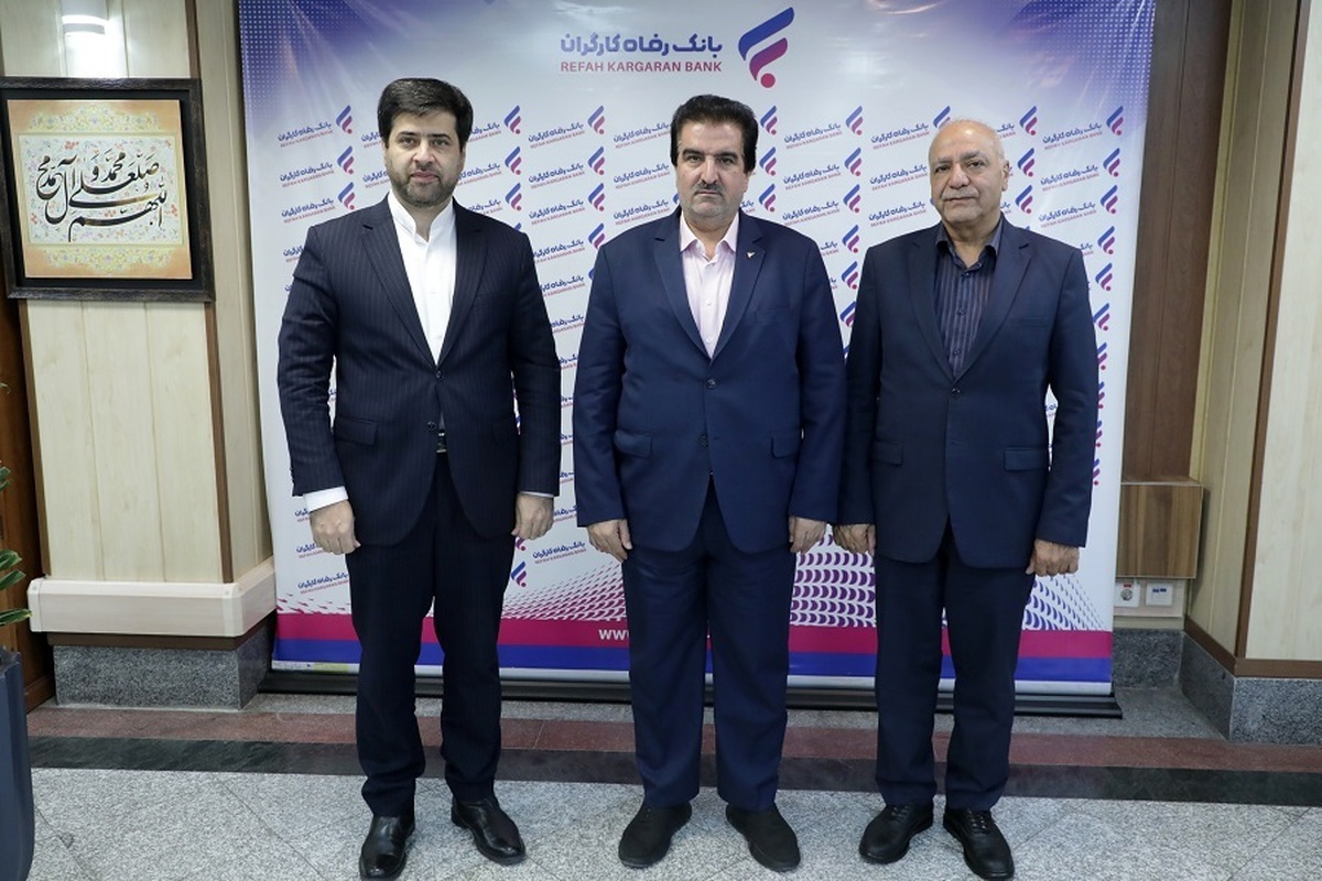 بانک رفاه کارگران از شرکت‌های بیمه حمایت می‌کند