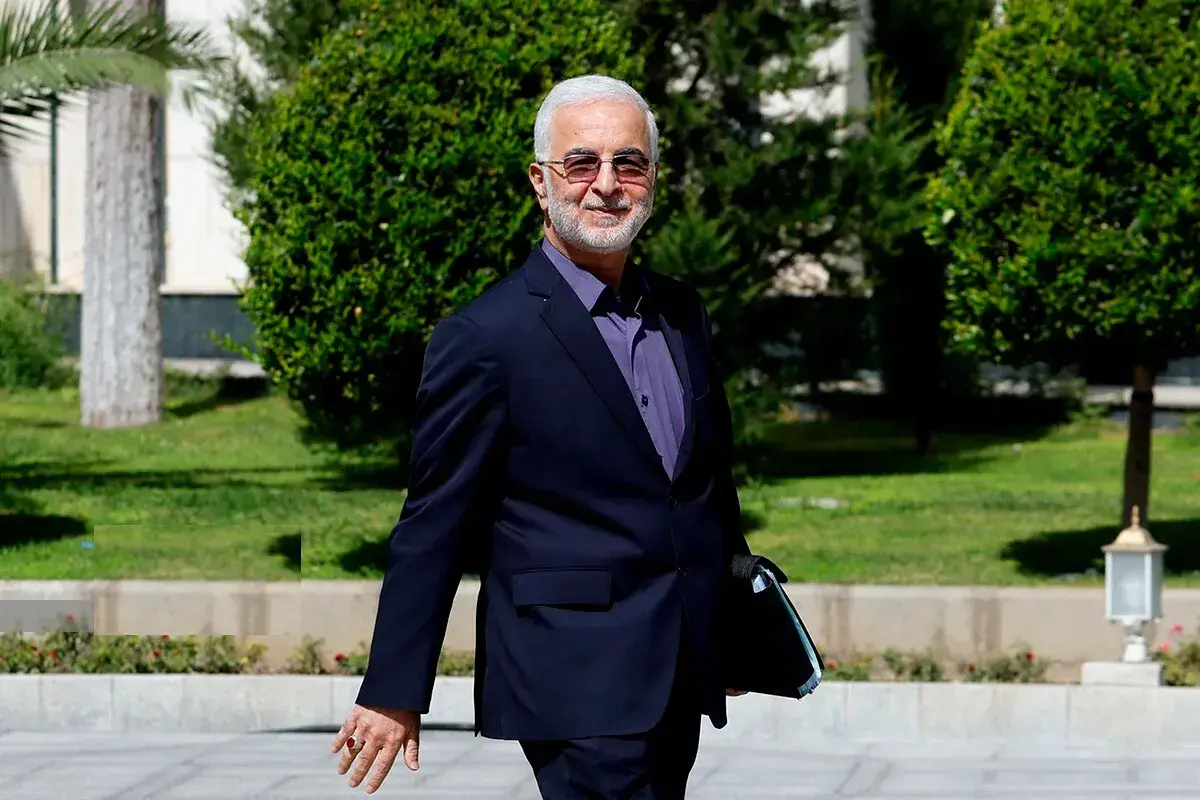 وزیر کشور از پیشرفت قابل توجه طرح انسداد مرزها خبر داد  انسداد الکترونیکی و اپتیکی مکمل دیوار فیزیکی