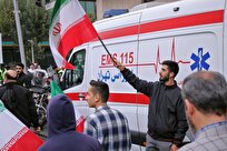 استقرار درمانگاه سیار و آمبولانس‌های اورژانس در مسیر راهپیمایی ۱۳ آبان