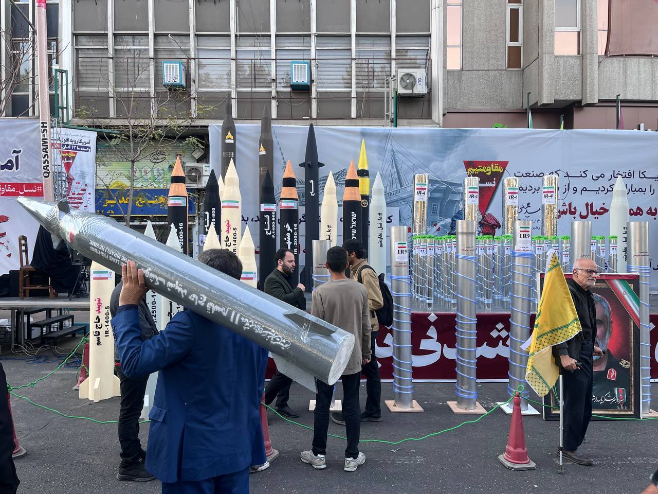 فریاد استکبارستیزی مردم ایران در روز ۱۳ آبان طنینانداز شد فریاد استکبارستیزی مردم ایران در روز ۱۳ آبان طنینانداز شد