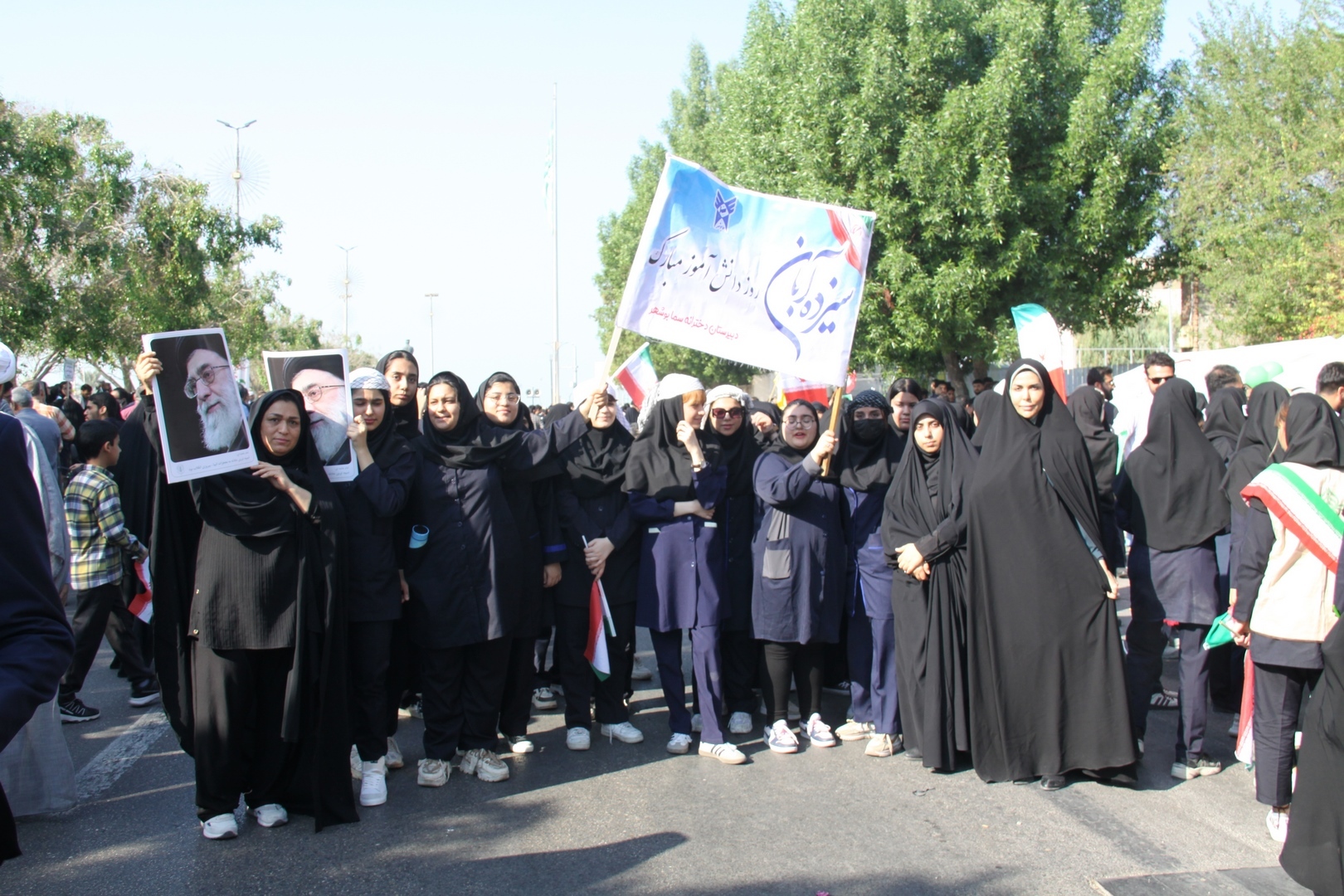 حماسه ملت، ایران را درنوردید/ پیام دانشآموزان به دشمنان؛ شعلهورتر از موشک هستیم حماسه ملت، ایران را درنوردید/ پیام دانشآموزان به دشمنان؛ شعلهورتر از موشک هستیم