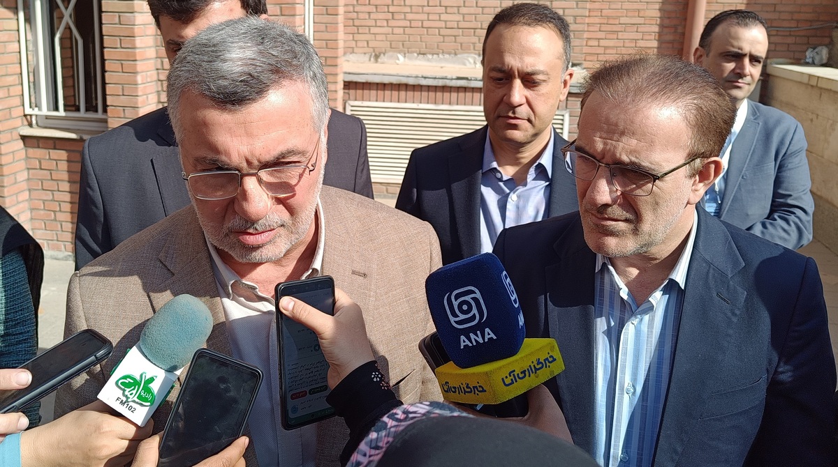 وزیر بهداشت: هرکس بگوید تحریم‌ها بر دارو بی‌تأثیرند، قطعاً اطلاعات کافی ندارد