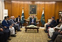 تاکید رئیس سنای پاکستان بر هم‌افزایی بیشتر تهران و اسلام‌آباد