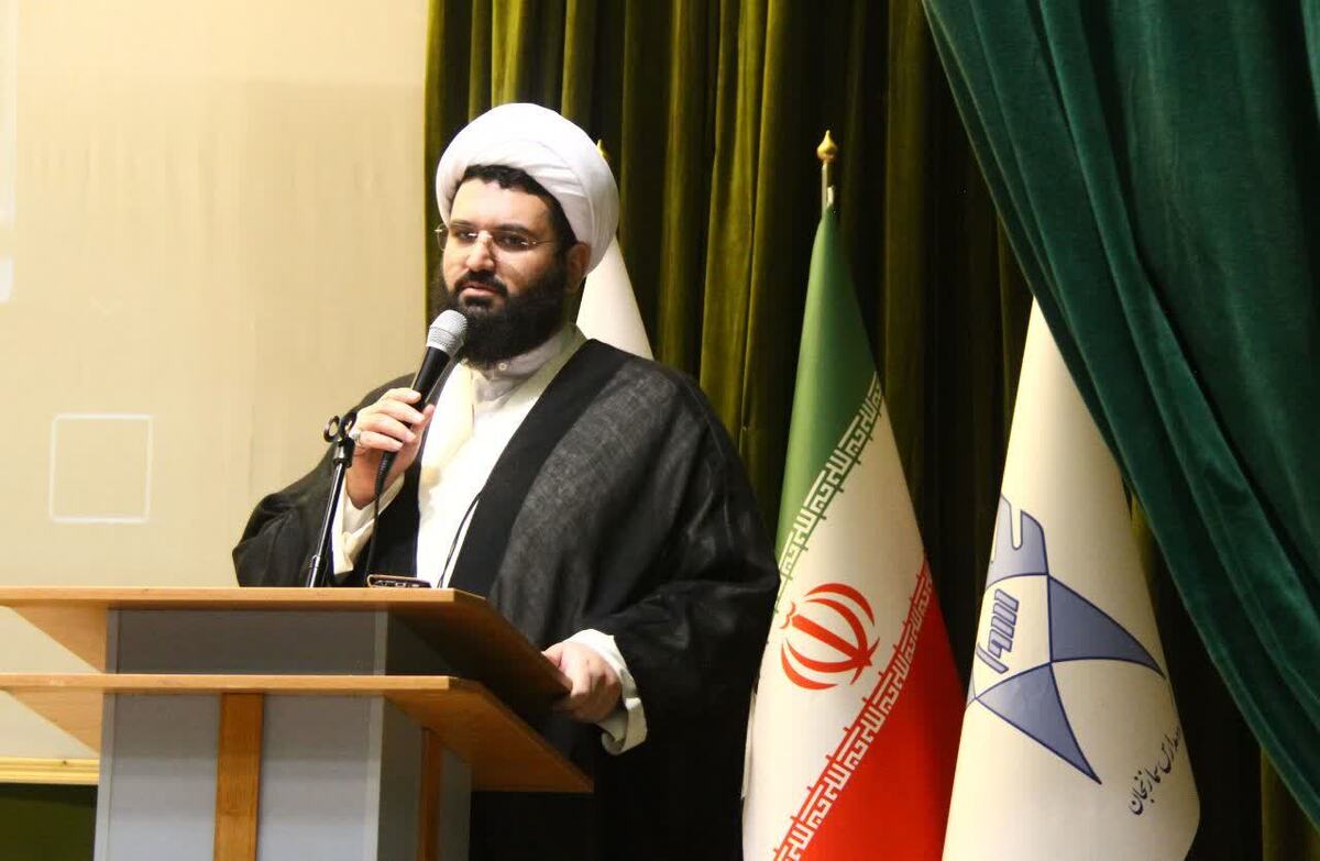 شهید طهرانچی الگوی دانش اثرگذار و رشد اخلاقی