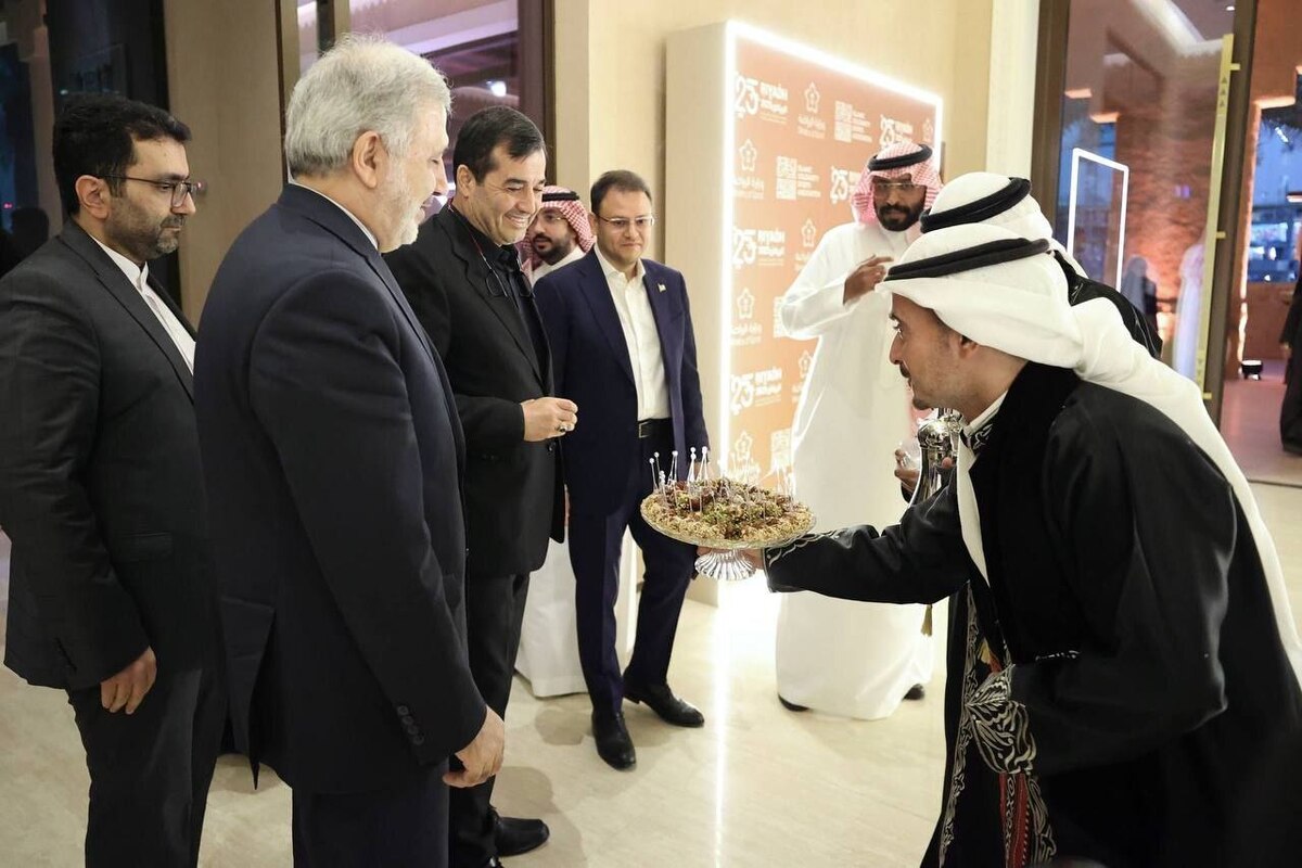 حضور وزیر ورزش و جوانان در ضیافت شام همتای سعودی