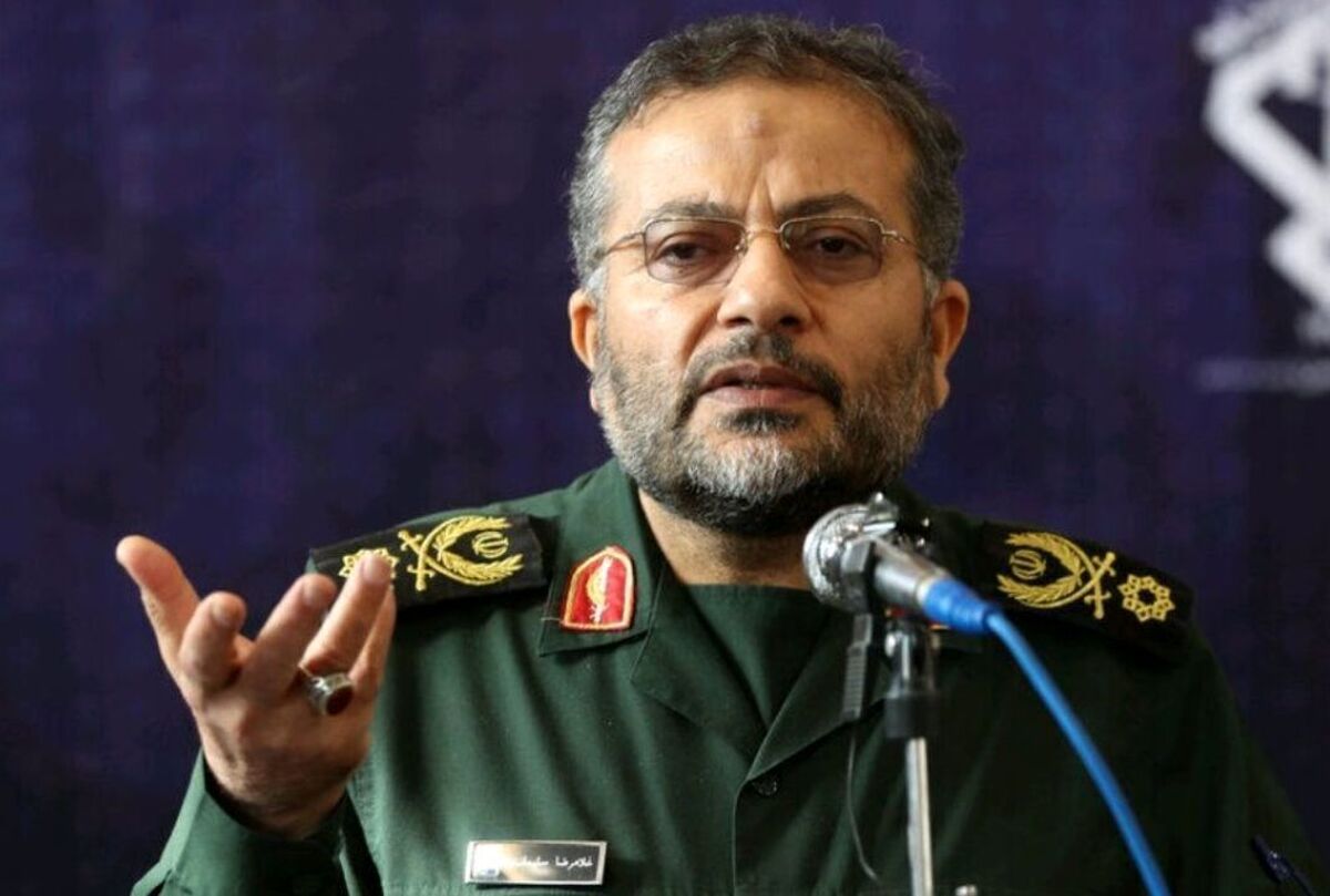 سلیمانی: ایران ضعیف و دست‌نشانده، مطلوب غرب است؛ جمهوری اسلامی نقشه تجزیه را متوقف کرد