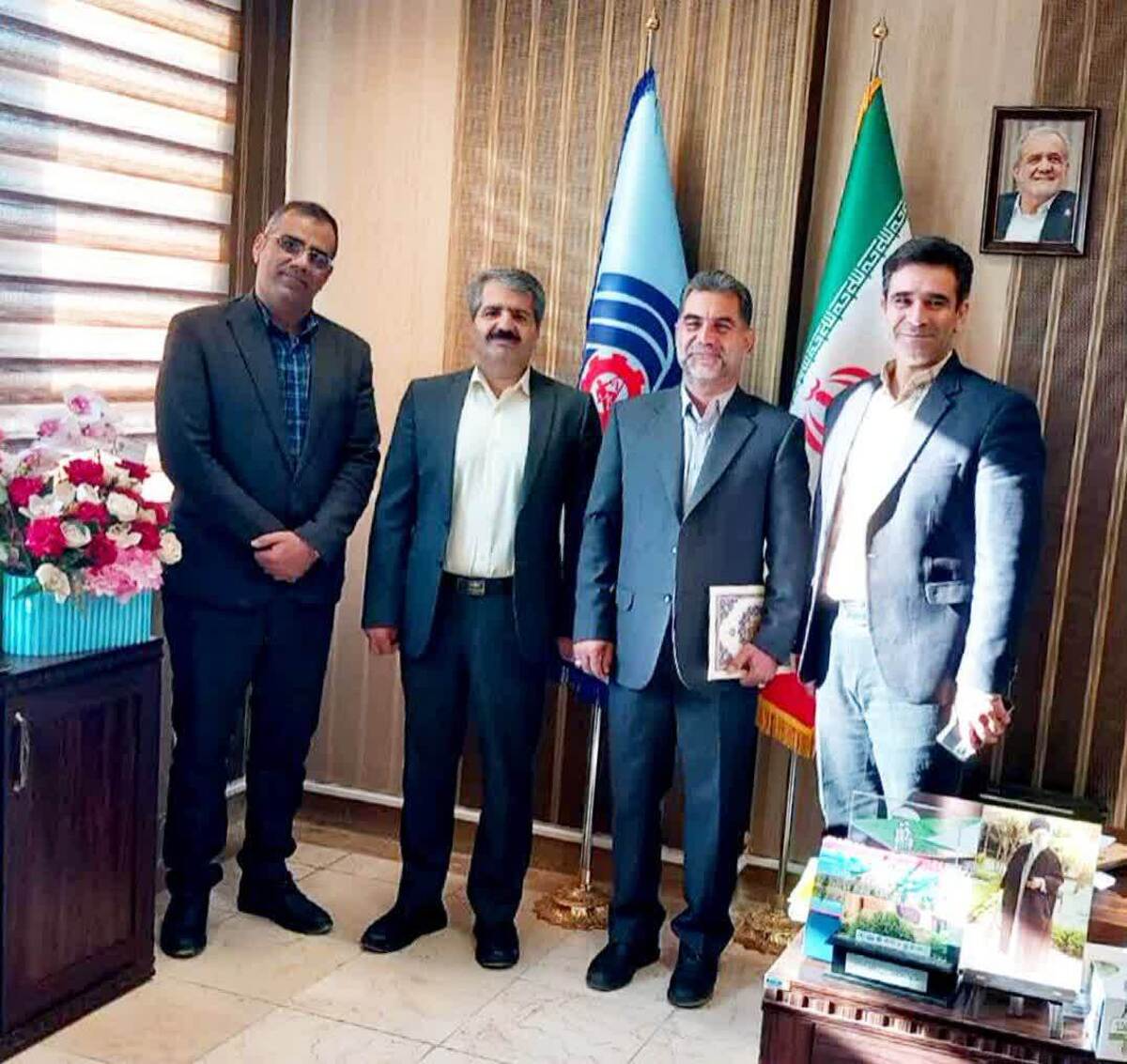 تمدید تفاهم‌نامه دانشگاه آزاد و اداره‌کل آموزش فنی و حرفه‌ای استان لرستان