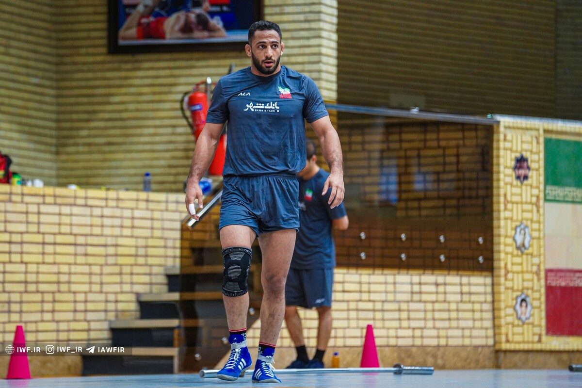 آغاز آخرین اردوی ۱۲ کشتی‌گیر اعزامی به ریاض از یکشنبه  مصاف احتمالی آذرپیرا - تاج‌الدینوف؛ 30 آبان