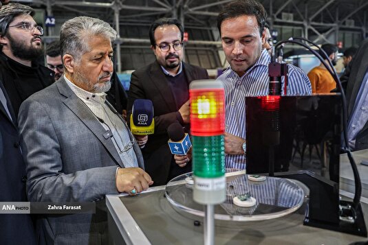 افتتاحیه سومین دوره نمایشگاه فناوری و نوآوری فن نما 1404