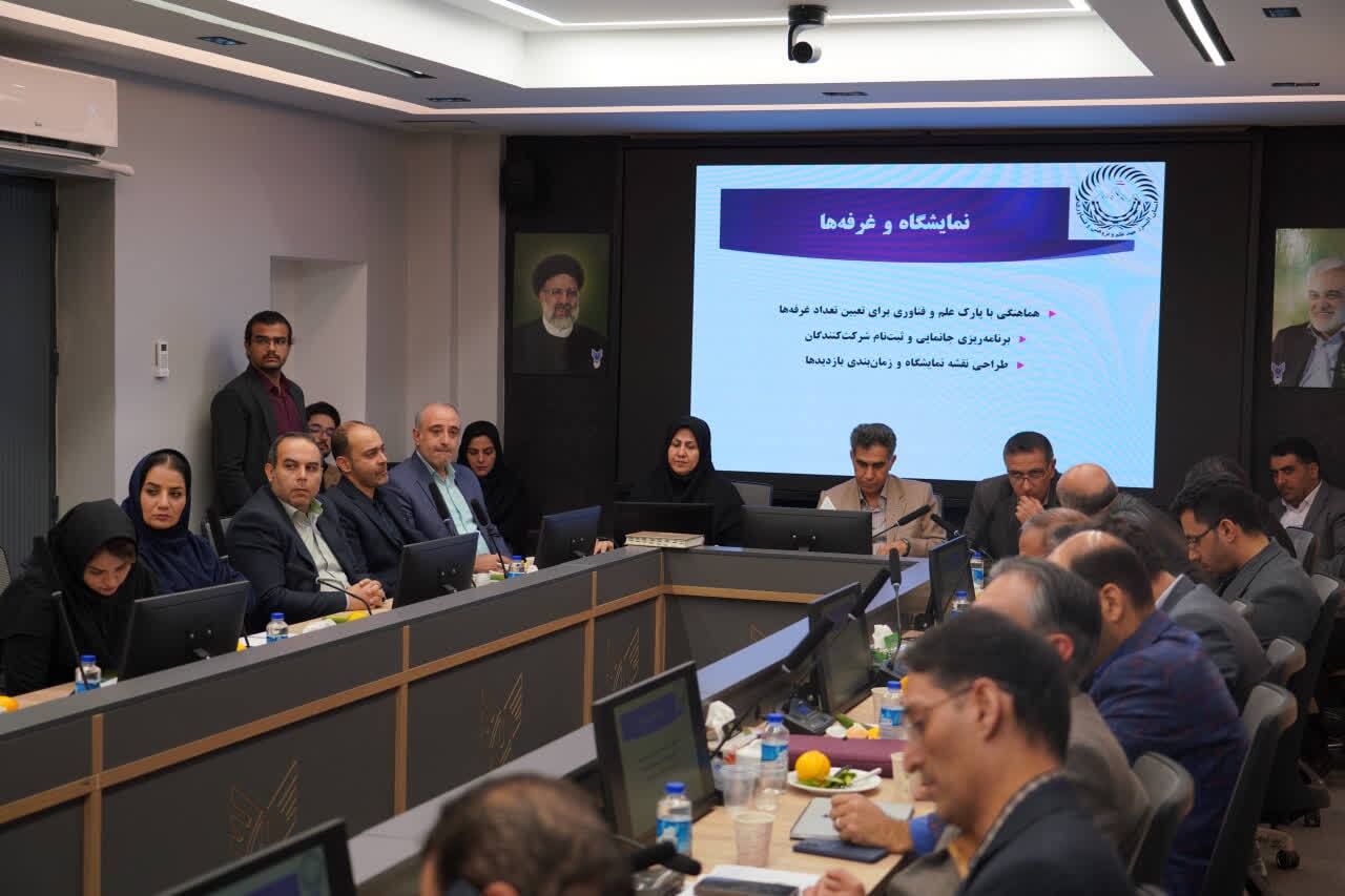 برنامهریزی بیش از ۲۰۰ نشست علمی در هفته پژوهش/ تمرکز بر دستاوردهای نوآورانه سالهای اخیر برنامهریزی بیش از ۲۰۰ نشست علمی در هفته پژوهش/ تمرکز بر دستاوردهای نوآورانه سالهای اخیر