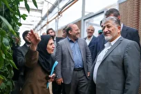 بازدید رئیس دانشگاه آزاد اسلامی از کارخانه بذر هیبرید دانشگاه آزاد اسلامی واحد شهر مجلسی