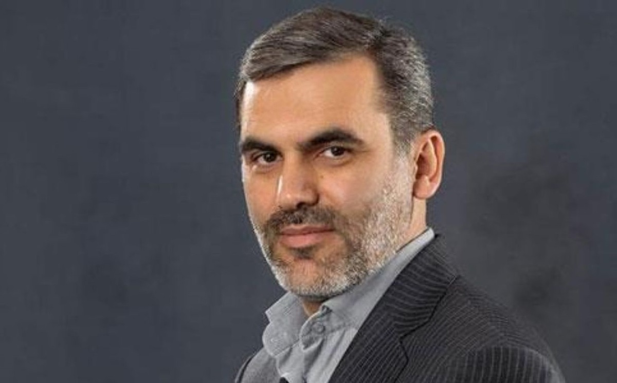 زنگنه: دولت باید بودجه ۱۴۰۵ را اول دی‌ماه به مجلس تقدیم کند