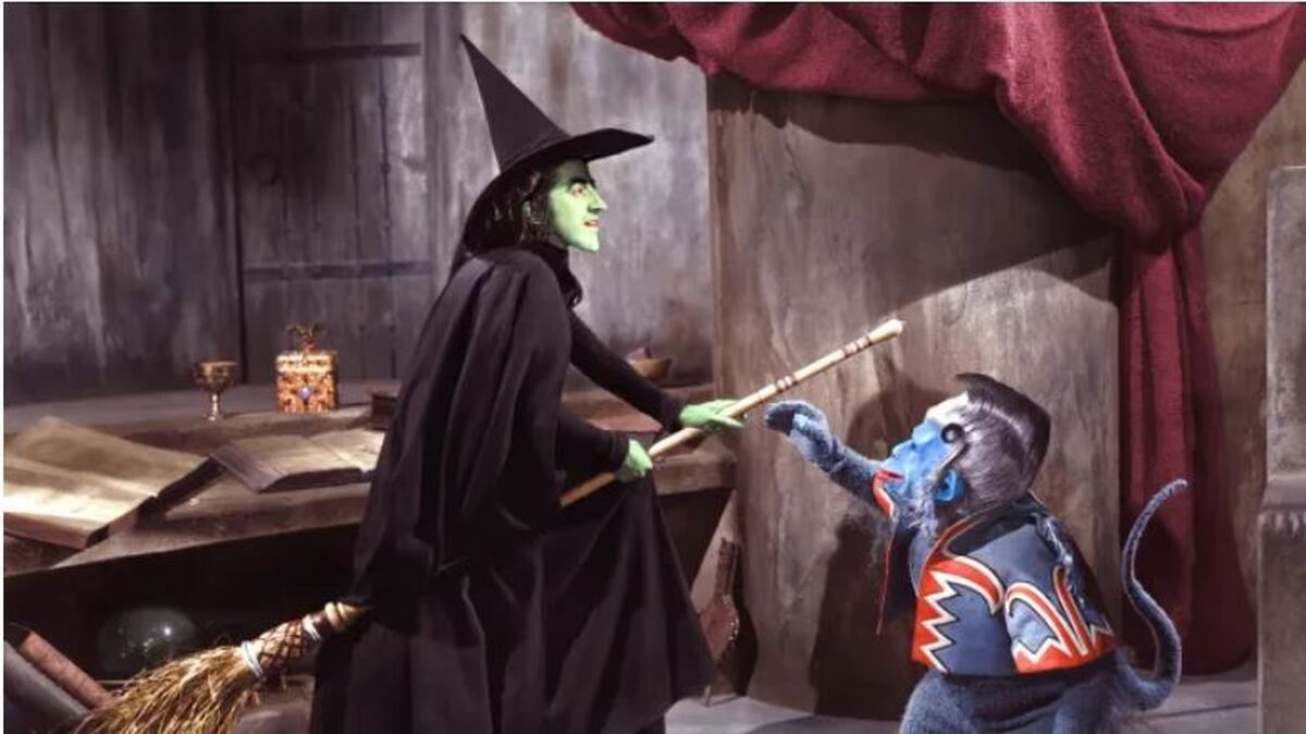 کلاه جادوگر شرور فیلم «اوز» ساخت ۱۹۳۹ به حراج می‌رود