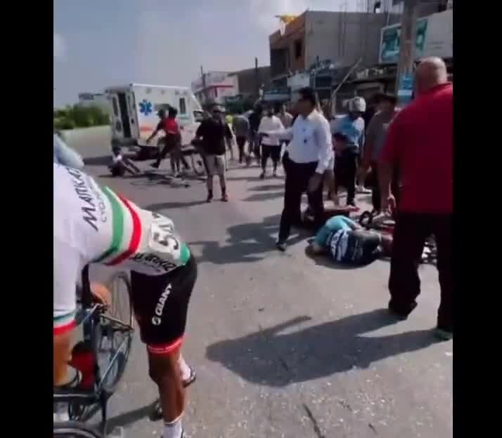 موتورسواران اسکورت یادشان رفته بود وظیفهشان چیست/ همه هزینه های درمانی را شخصا پرداخت کرده ام موتورسواران اسکورت یادشان رفته بود وظیفهشان چیست/ همه هزینه های درمانی را شخصا پرداخت کرده ام