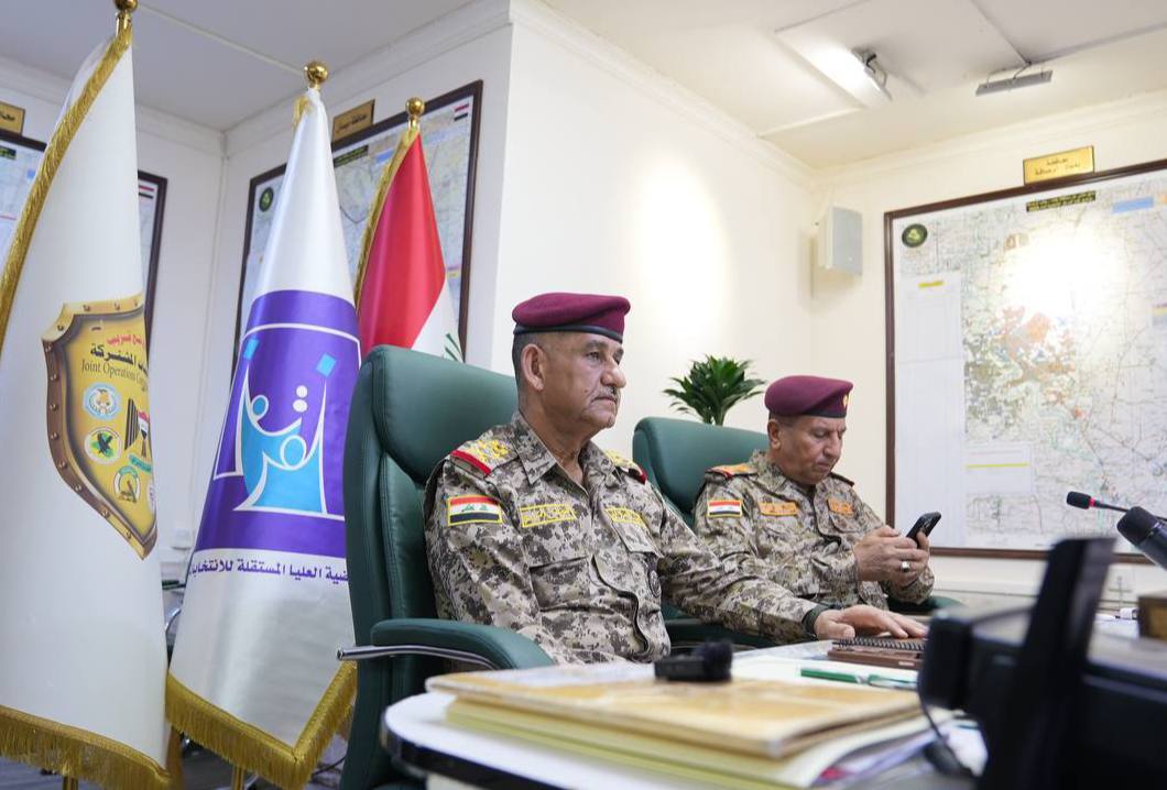 ملت عراق پای صندقهای رای/ سرنوشت عراق در دستان مردم ملت عراق پای صندقهای رای/ سرنوشت عراق در دستان مردم