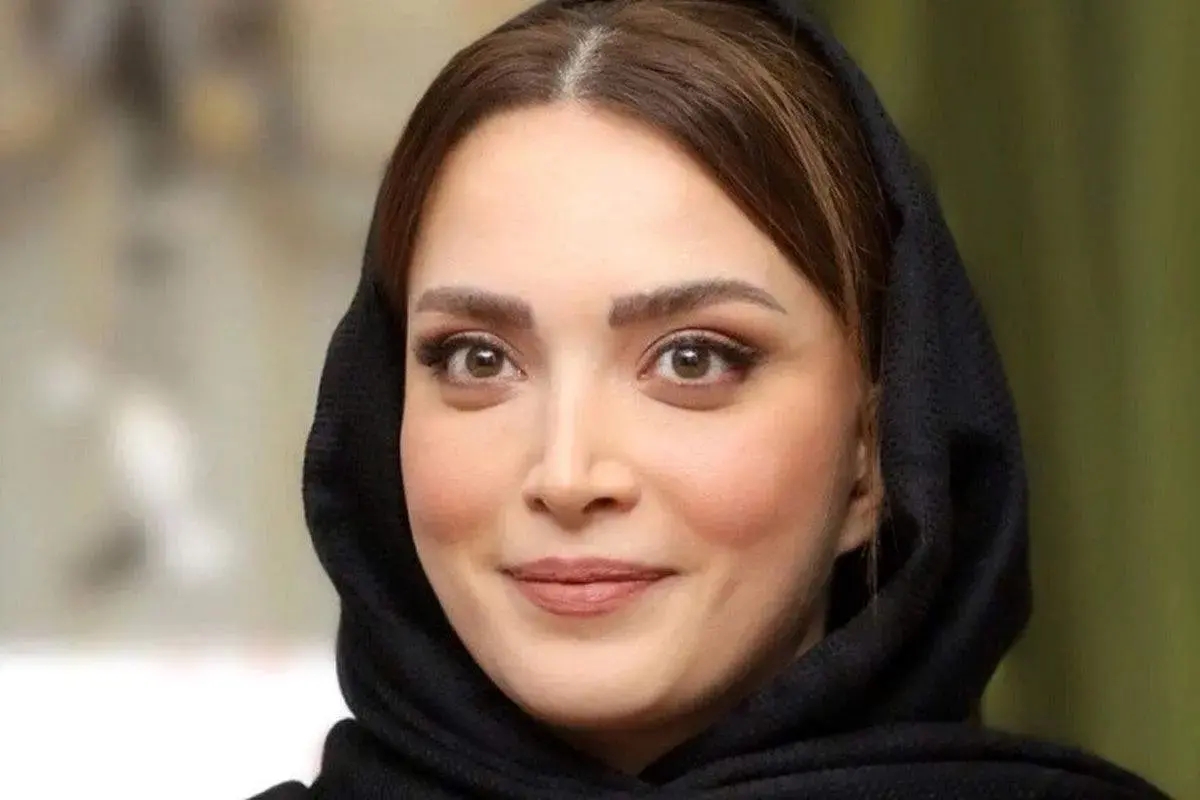 رئیس دانشکدگان جامعه و رسانه دانشگاه آزاد: فیلم «دفاع پرزرق‌وبرق» بهنوش طباطبایی ساختگی است