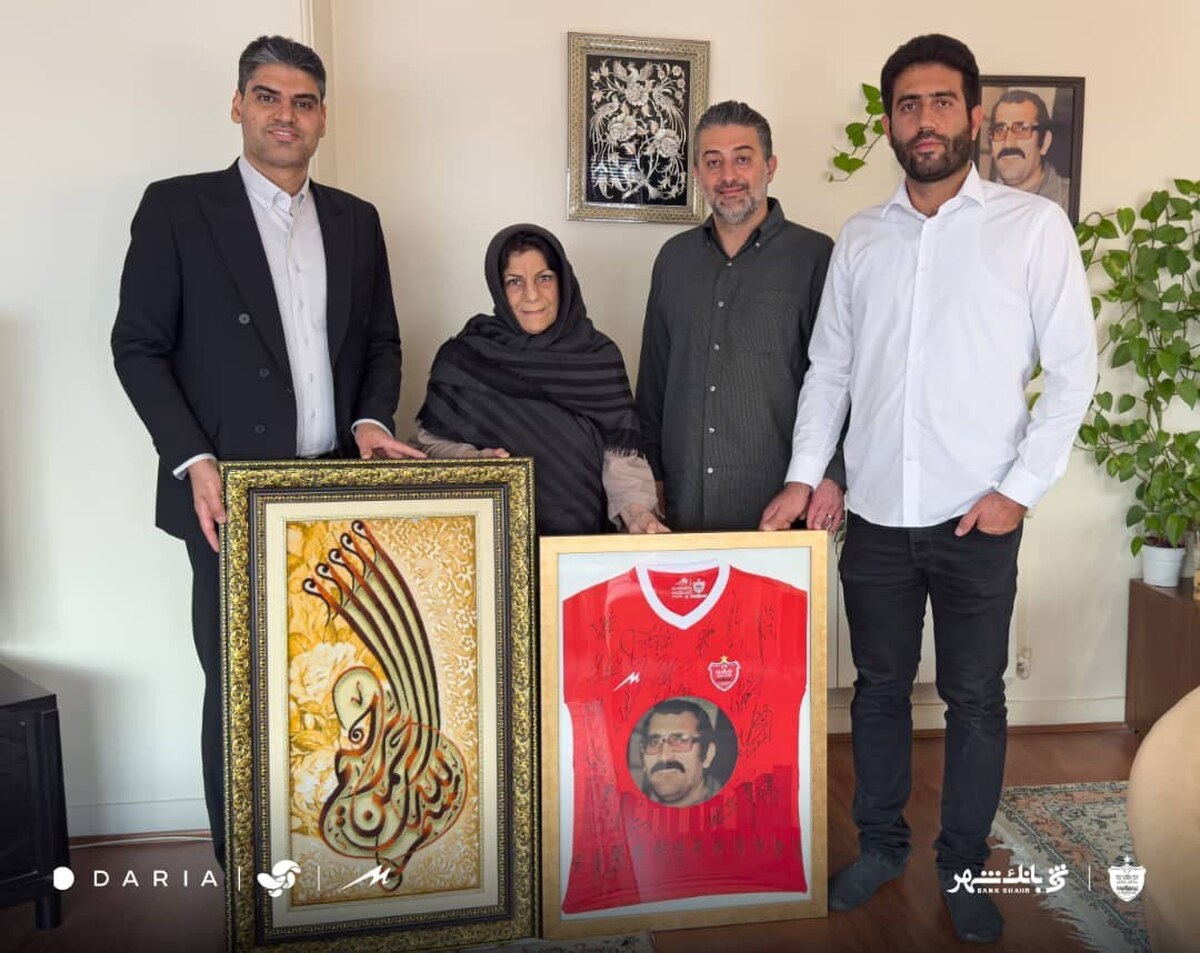 دیدار حدادی با خانواده شهید درفشی‌فر