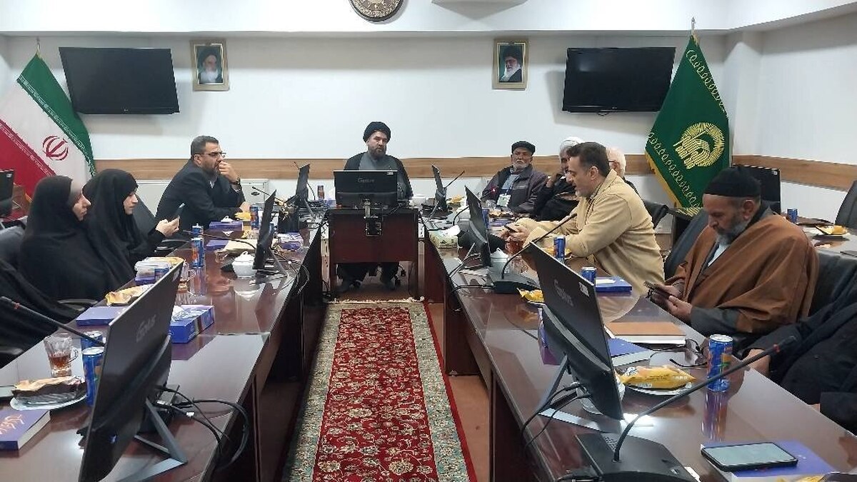 شاعران آیینی در حرم مطهر رضوی گردهم آمدند