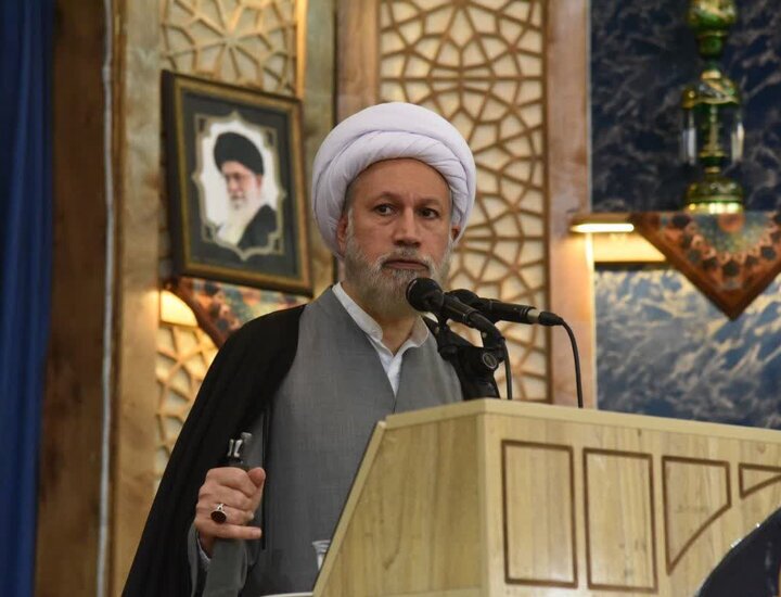 آغاز خطبههای نماز جمعه در استانها آغاز خطبههای نماز جمعه در استانها