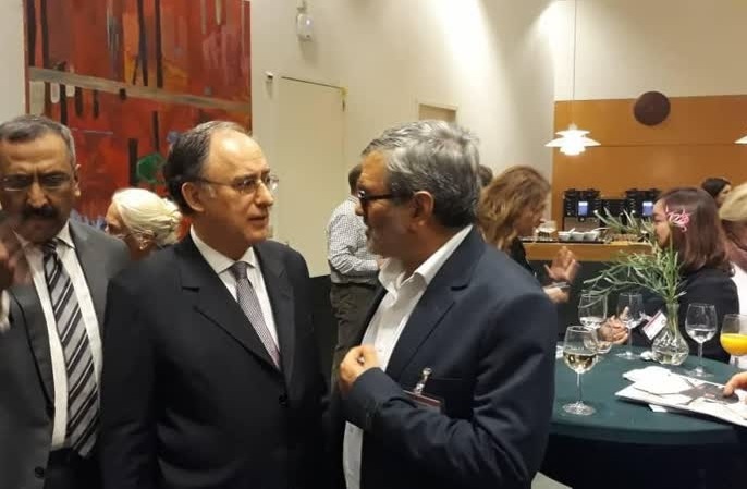 جنگ برای خانواده جانبازان شیمیایی هنوز تمام نشده است/ «نفسهای سوخته» مداوم و سالانه برگزار شود جنگ برای خانواده جانبازان شیمیایی هنوز تمام نشده است/ «نفسهای سوخته» مداوم و سالانه برگزار شود