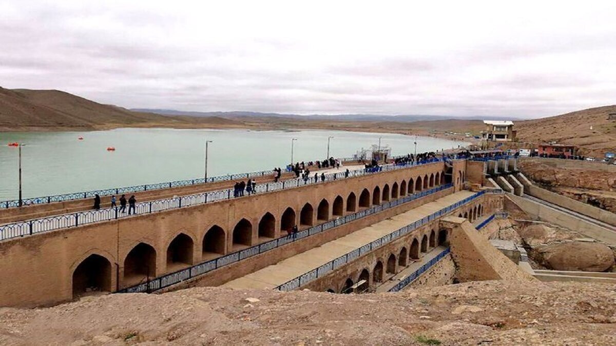 تخریب پل و سقوط ۱۲ نفر از ارتفاع ۵ متری در سد فریمان