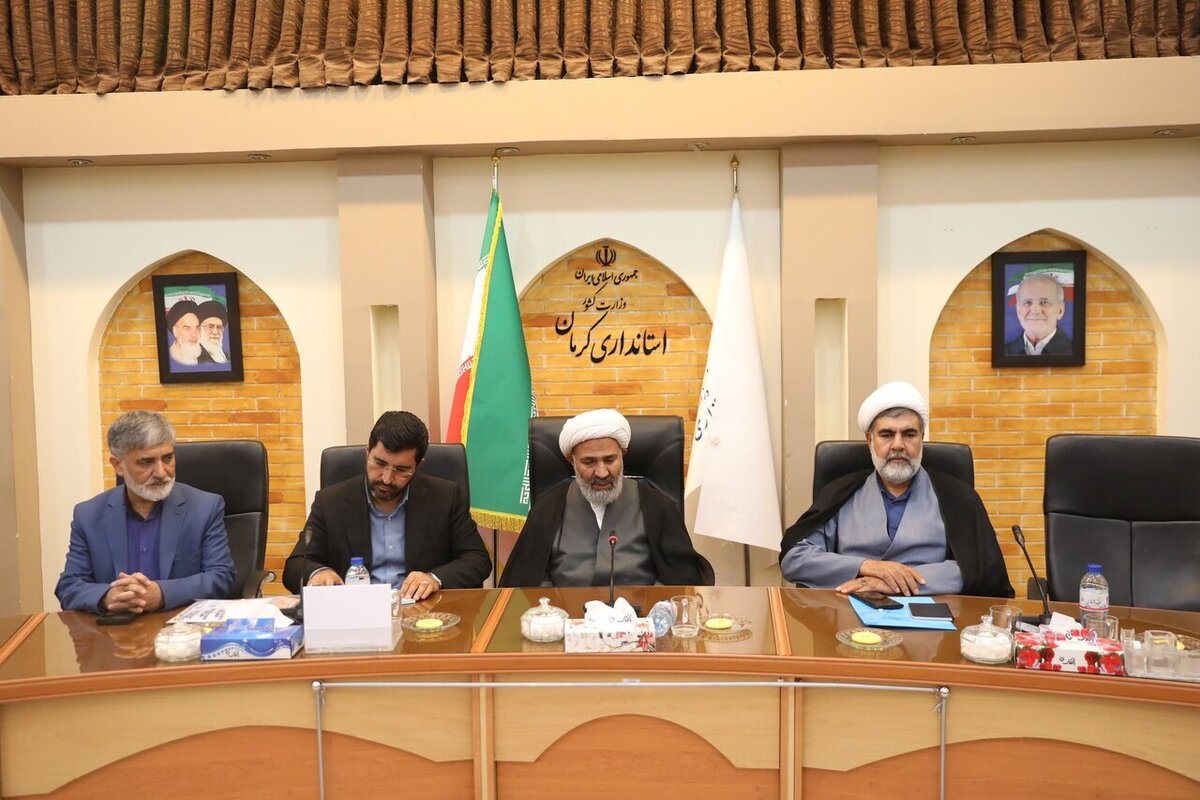 پژمانفر: با جابجایی فرمان حرکت کمیسیون، نظارت‌ها را پیشینی کرده‌ایم