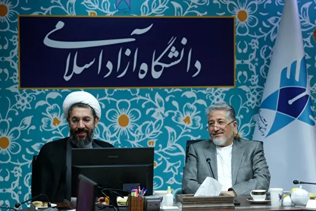 دیدار صمیمانه رئیس دانشگاه آزاد اسلامی با رئیس نهاد نمایندگی مقام معظم رهبری در دانشگاه‌ها
