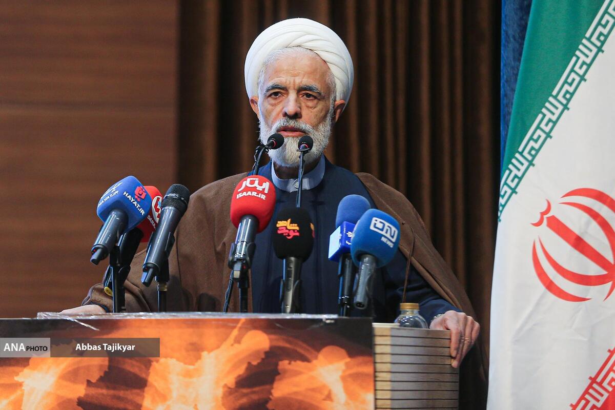 پیشنهاد معاون رئیس جمهور برای ثبت جهانی جنایت شیمیایی در یونسکو  انصاری: مستندسازی به هنگام درباره جنگ ۱۲ روزه در مراحل پایانی قرار دارد