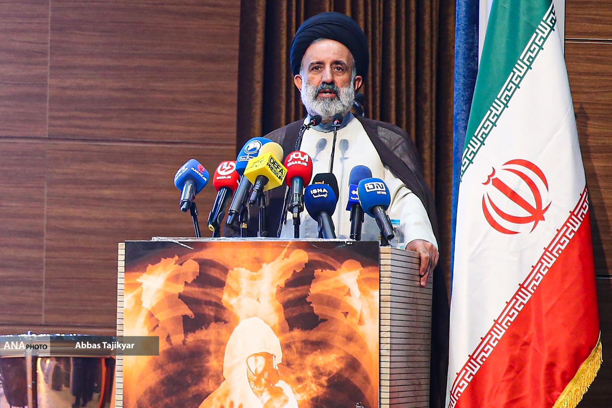 رئیس بنیاد شهید خواستار تشکیل سریع دبیرخانه دائمی همایش «نفسهای سوخته» شد رئیس بنیاد شهید خواستار تشکیل سریع دبیرخانه دائمی همایش «نفسهای سوخته» شد