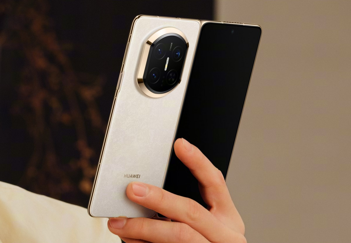 هواوی چهارم آذر از خانواده میت ۸۰ و گوشی تاشوی جدیدش رونمایی میکند هواوی چهارم آذر از خانواده میت ۸۰ و گوشی تاشوی جدیدش رونمایی میکند