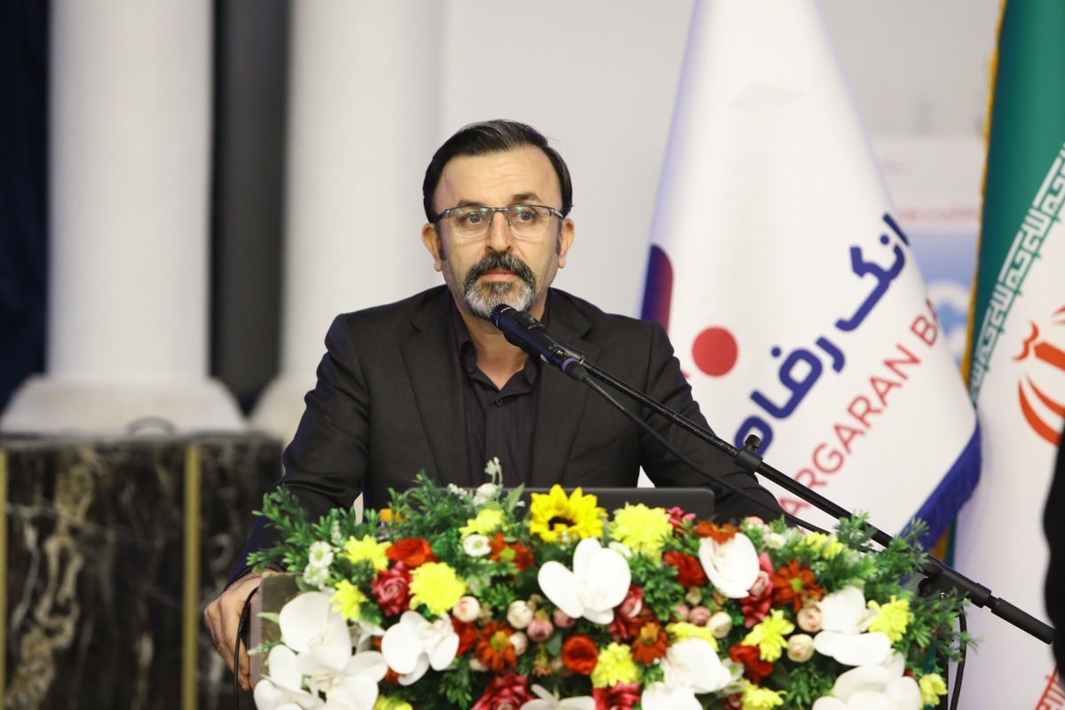 بانک رفاه کارگران در استفاده از ابزارهای نوین بانکی پیشرو است