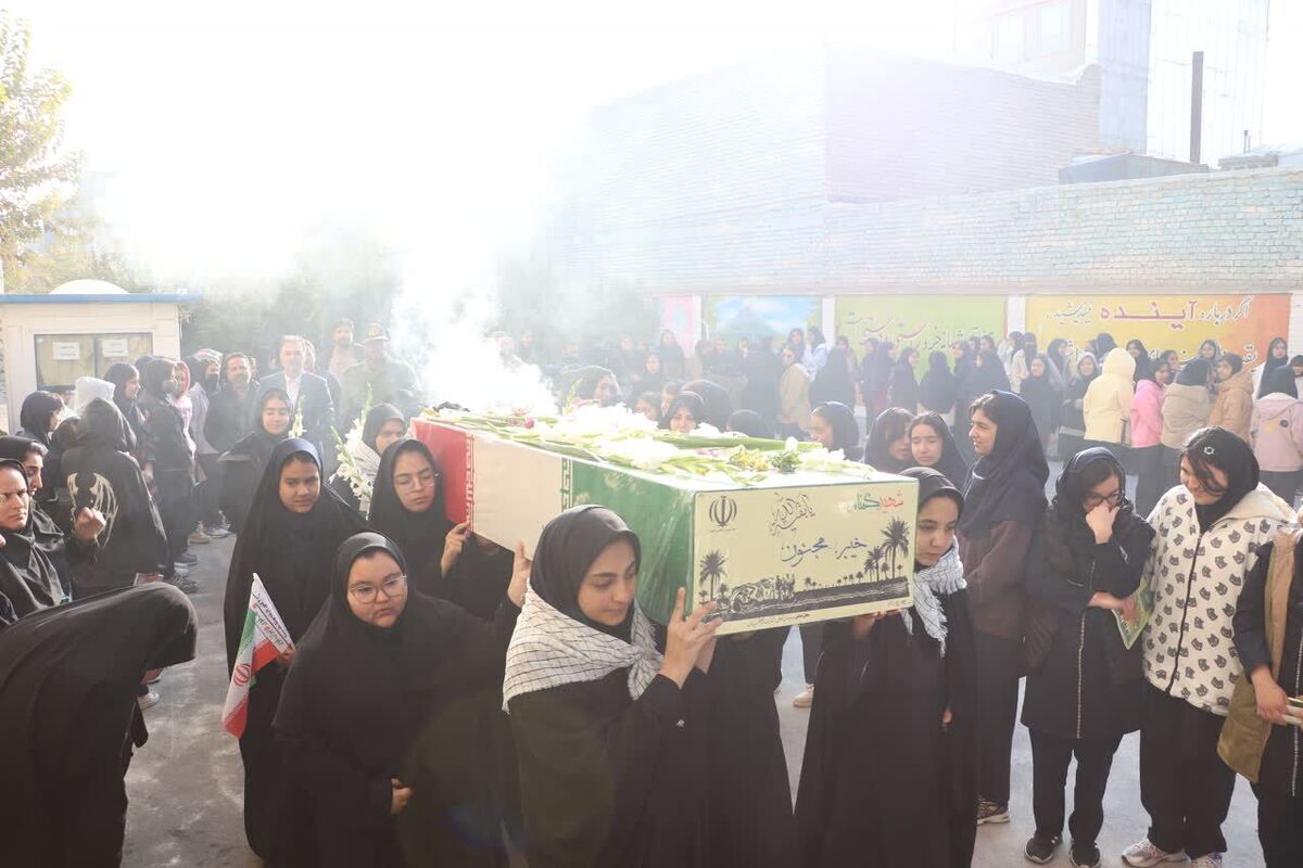 شهیدان چراغ راه آینده ما هستند؛ رسالت سنگین مسئولان در پرورش نسل متعهد به آرمان‌های انقلاب