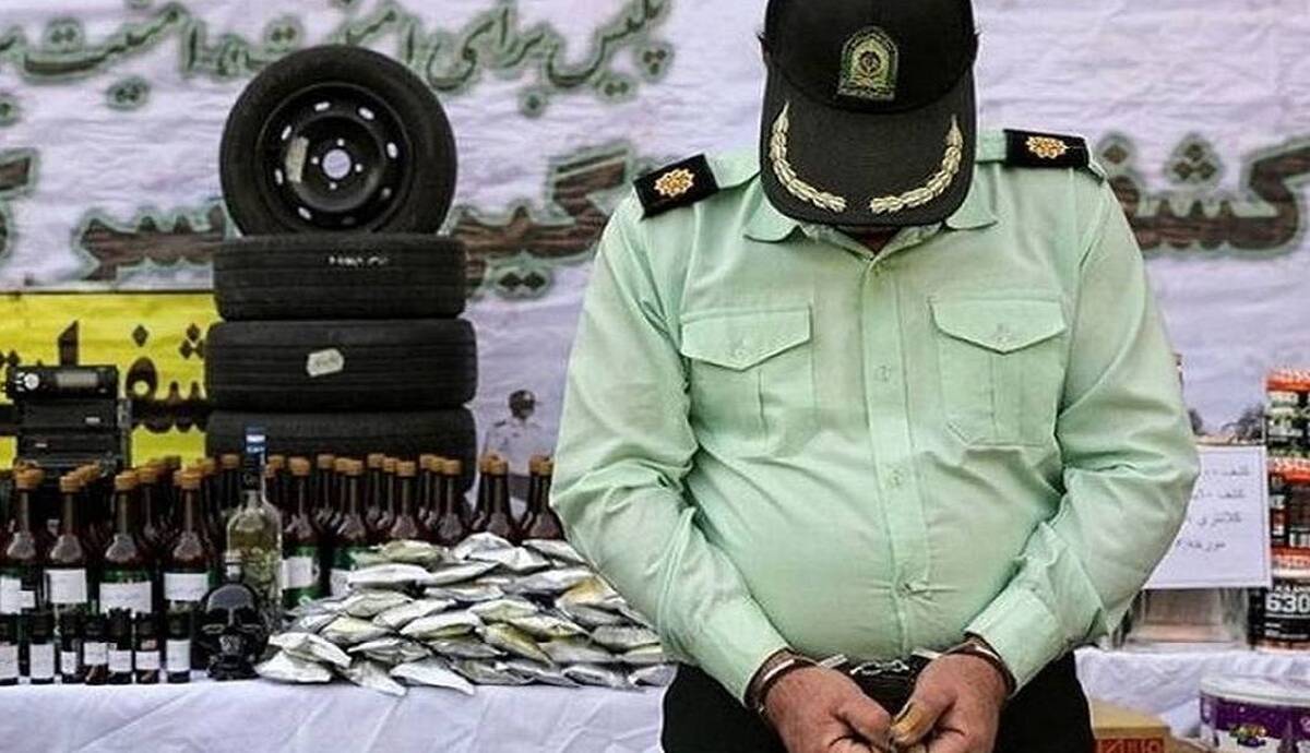 دستگیری مامور قلابی با حکم و اسلحه جعلی