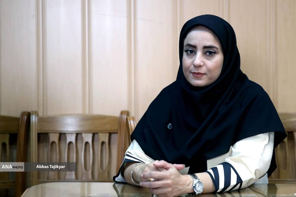 تلفیق روانشناسی و فناوریهای الکترومغناطیسی؛ گامی نو در علوم اعصاب ایران تلفیق روانشناسی و فناوریهای الکترومغناطیسی؛ گامی نو در علوم اعصاب ایران