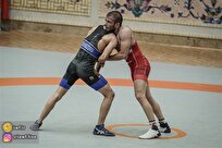 قهرمان فصل گذشته از لیگ 1404 کشتی فرنگی کنار گذاشته شد