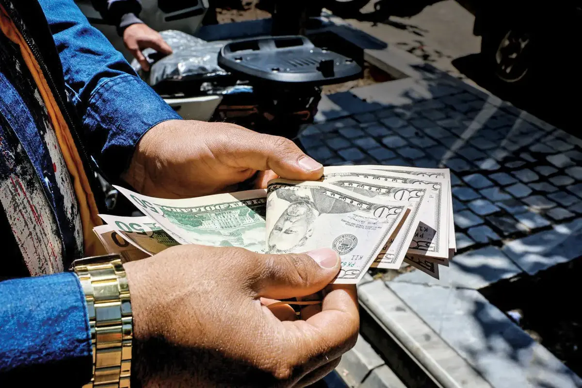 درآمد‌های ارزی عامل تقویت سود ریالی شرکت‌ها در سایه تورم  تفاوت معناداری میان بازار اول و دوم بورس وجود ندارد