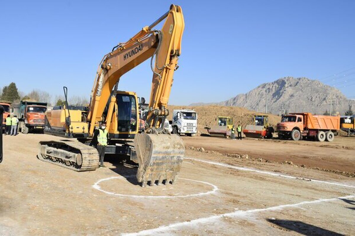 صوفی: دولت به قانون واگذاری زمین تمکین کند تا مشکل مسکن حل شود +فیلم