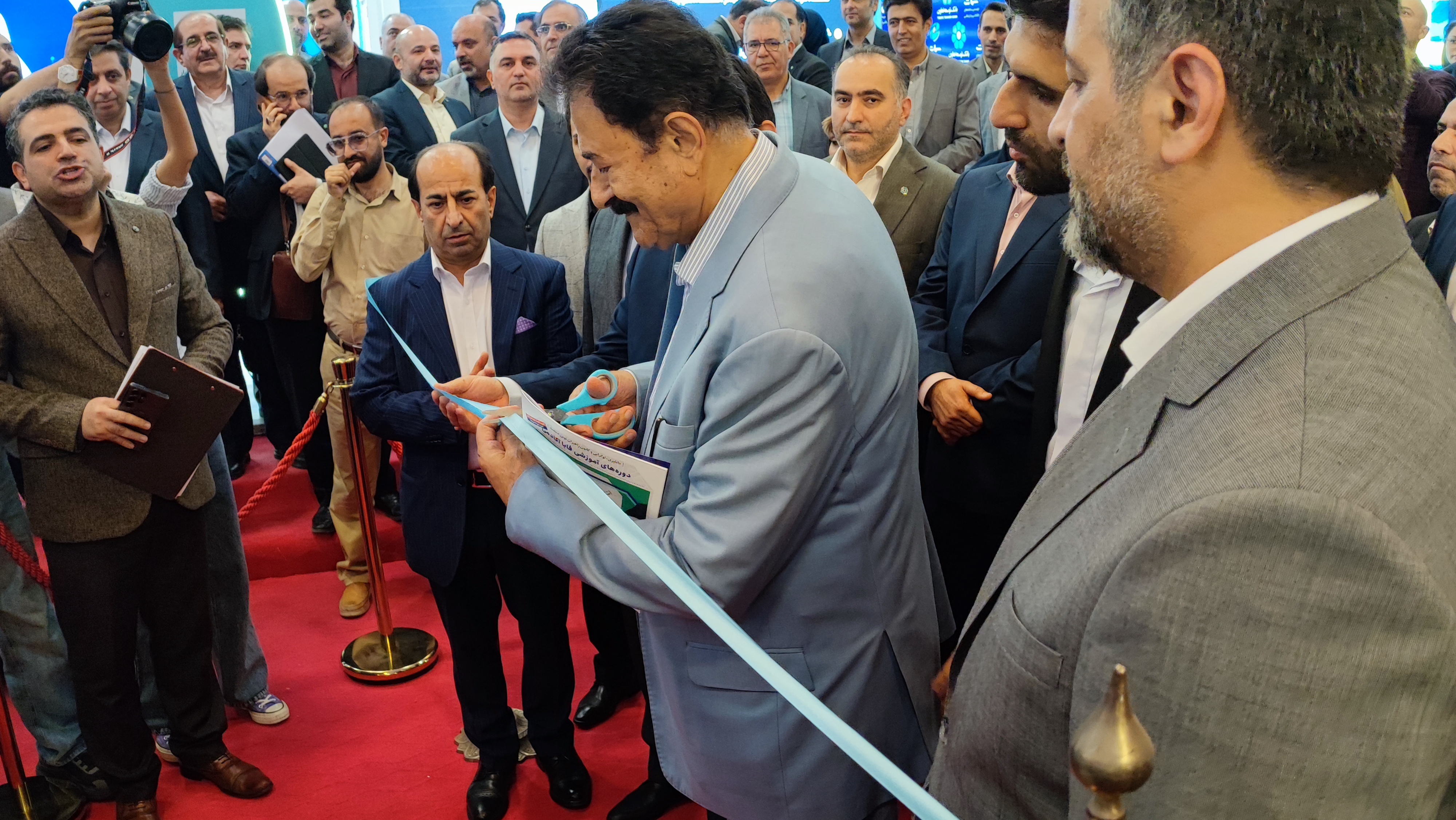 افتتاحیه یازدهمین رویداد تراکنش ایران با تجلیل از پژوهشگران، مدیران بانکی و فناوران برتر برگزار شد