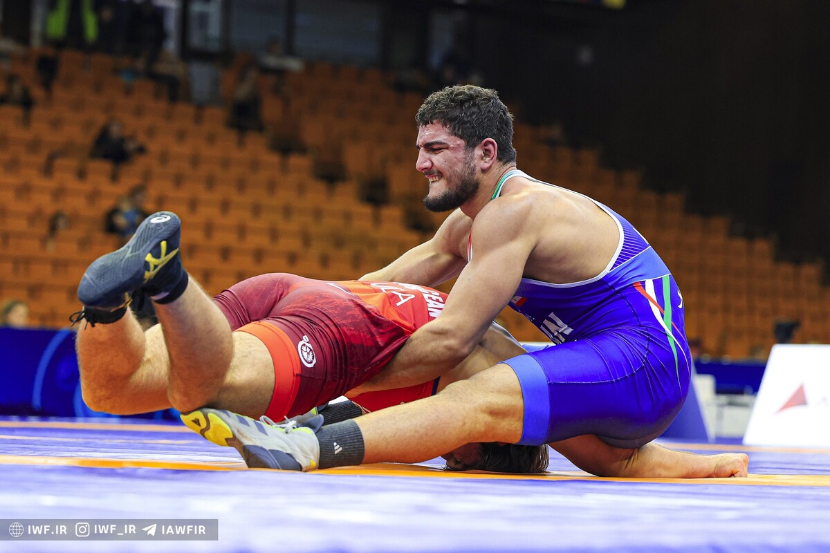 طلای ۸۶ کیلوگرم به روس‌ها رسید؛ سوجیت مدعی جدید ۶۵ کیلوگرم  کشتی‌گیر ایرانی ژاپنی طلا گرفت