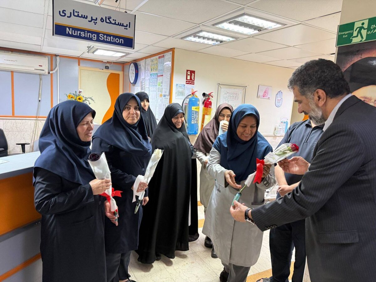 قدردانی مسئول بسیج جامعه پزشکی از پرستاران بیمارستان نجمیه در روز پرستار