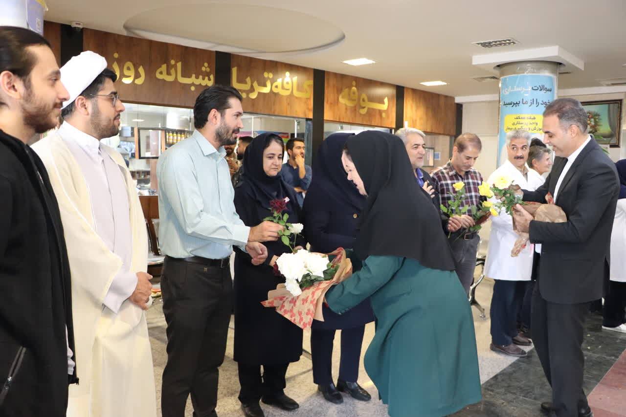 لبخند پرستاران با هدیه کودکان؛ حرکت فرهنگی سما روحی تازه به کادر درمان بخشید لبخند پرستاران با هدیه کودکان؛ حرکت فرهنگی سما روحی تازه به کادر درمان بخشید