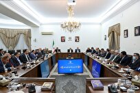 عارف: علم و فناوری در جایگاه اصلی خود قرار نگرفته است/ ارتباط دانشگاه با صنعت باید تقویت شود