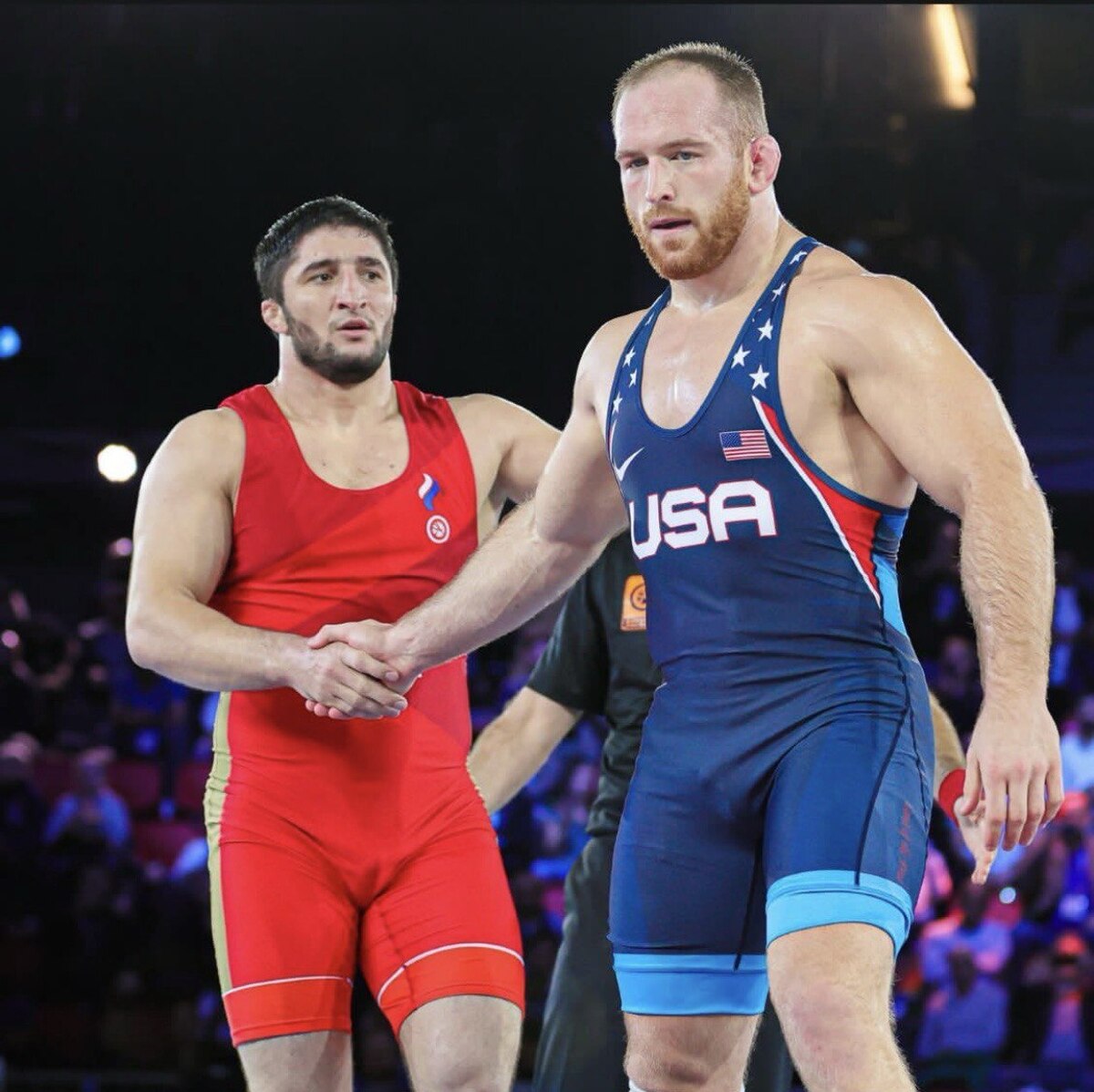 جراحی زانوی قهرمان جهان  مصاف ۸ نوامبر سعدالله‌یف – اسنایدر منتفی شد