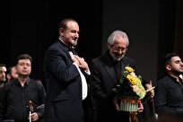 «آن لحظه‌ها» با «شبانگاهان» به تالار وحدت آمد/ عبدالحسین مختاباد با ارکستر موسیقی ملی ایران خواند