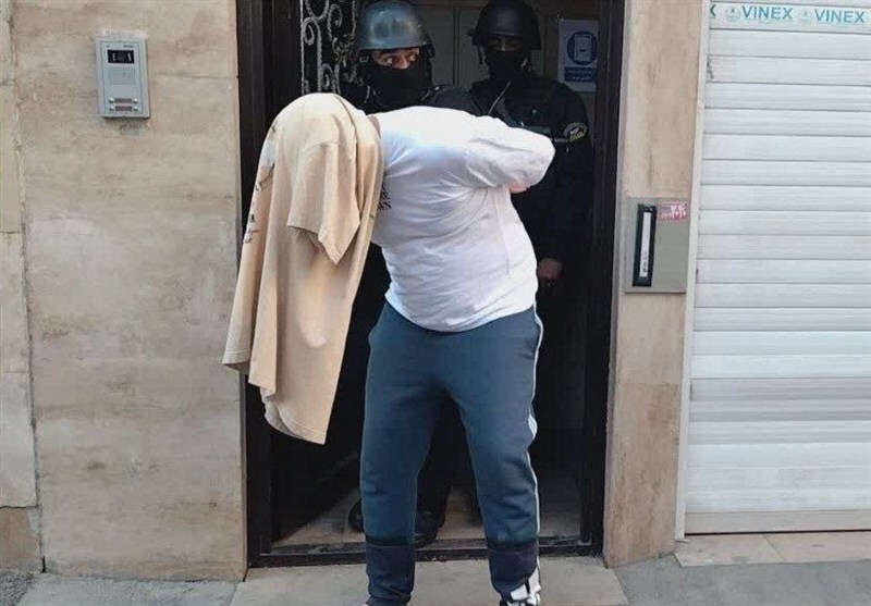 اراذل پارک ارم که نزاع خونین راه انداخته بودند، دستگیر شدند اراذل پارک ارم که نزاع خونین راه انداخته بودند، دستگیر شدند