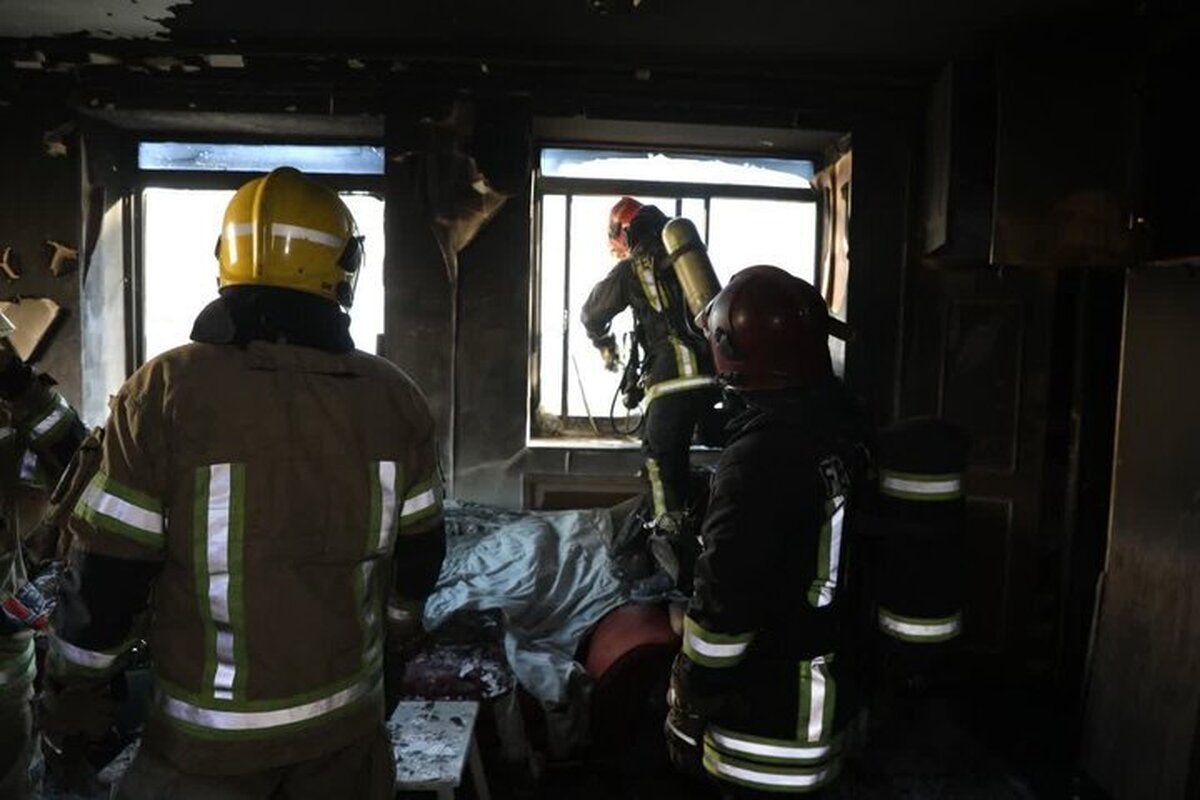 ۱۰ نفر در آتش‌سوزی منزل مسکونی در ورامین دچار دودگرفتگی شدند