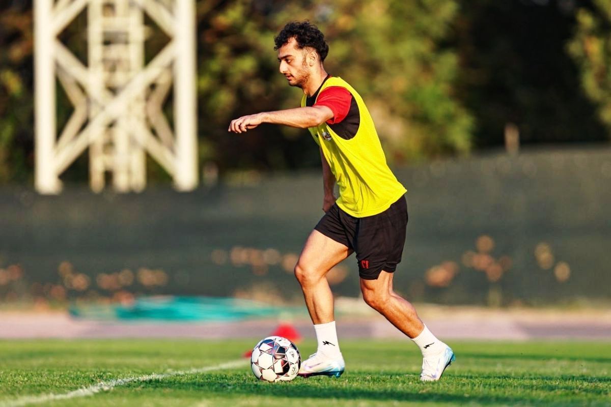 واکنش پرسپولیس به پیشنهاد شمس آذر درباره انتقال ۱۵ میلیاردی فخریان