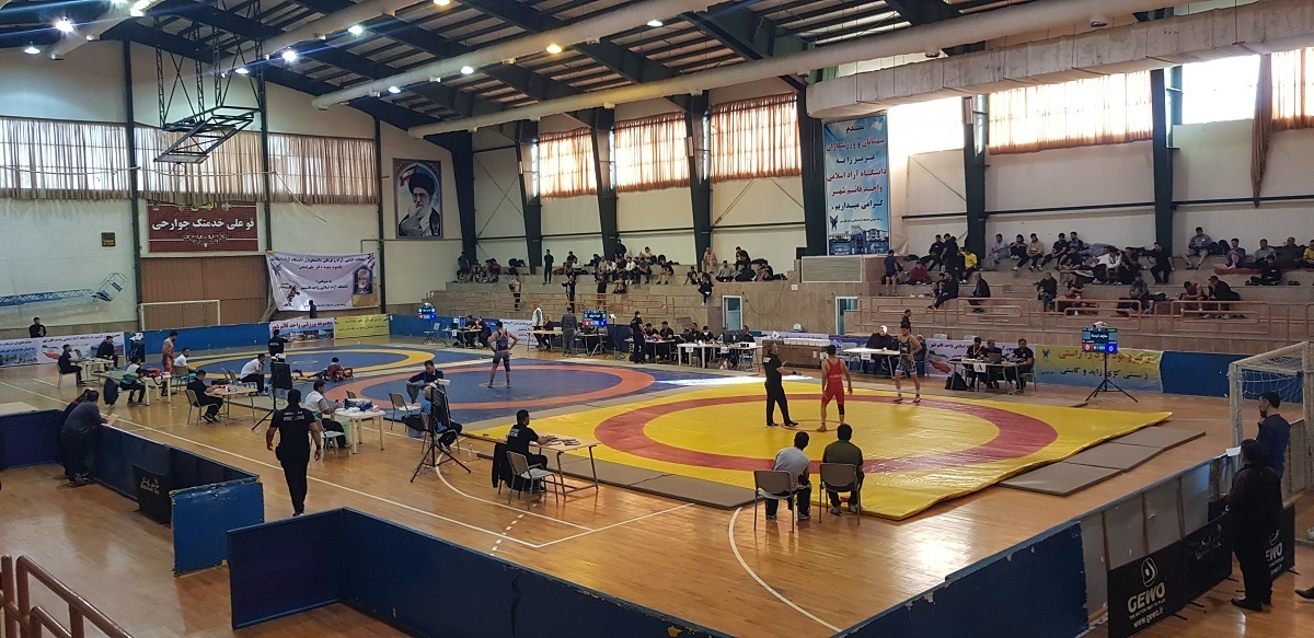 آغاز مسابقات کشتی دانشجویان دانشگاه آزاد اسلامی کشور